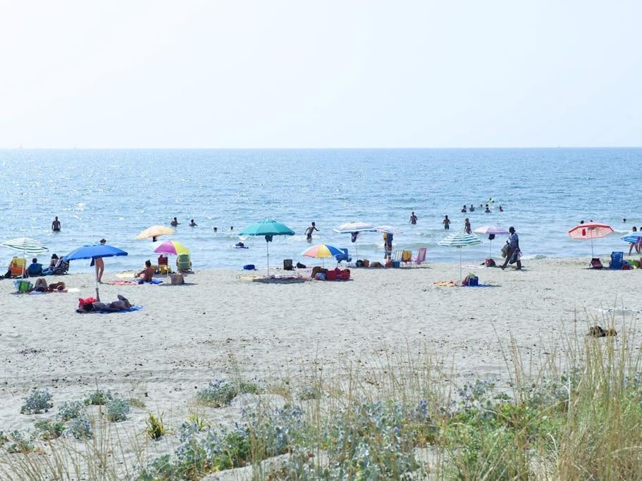 Duenenresidenz Regina Elena Ferienwohnung Am Strand Calambrone Exterior foto